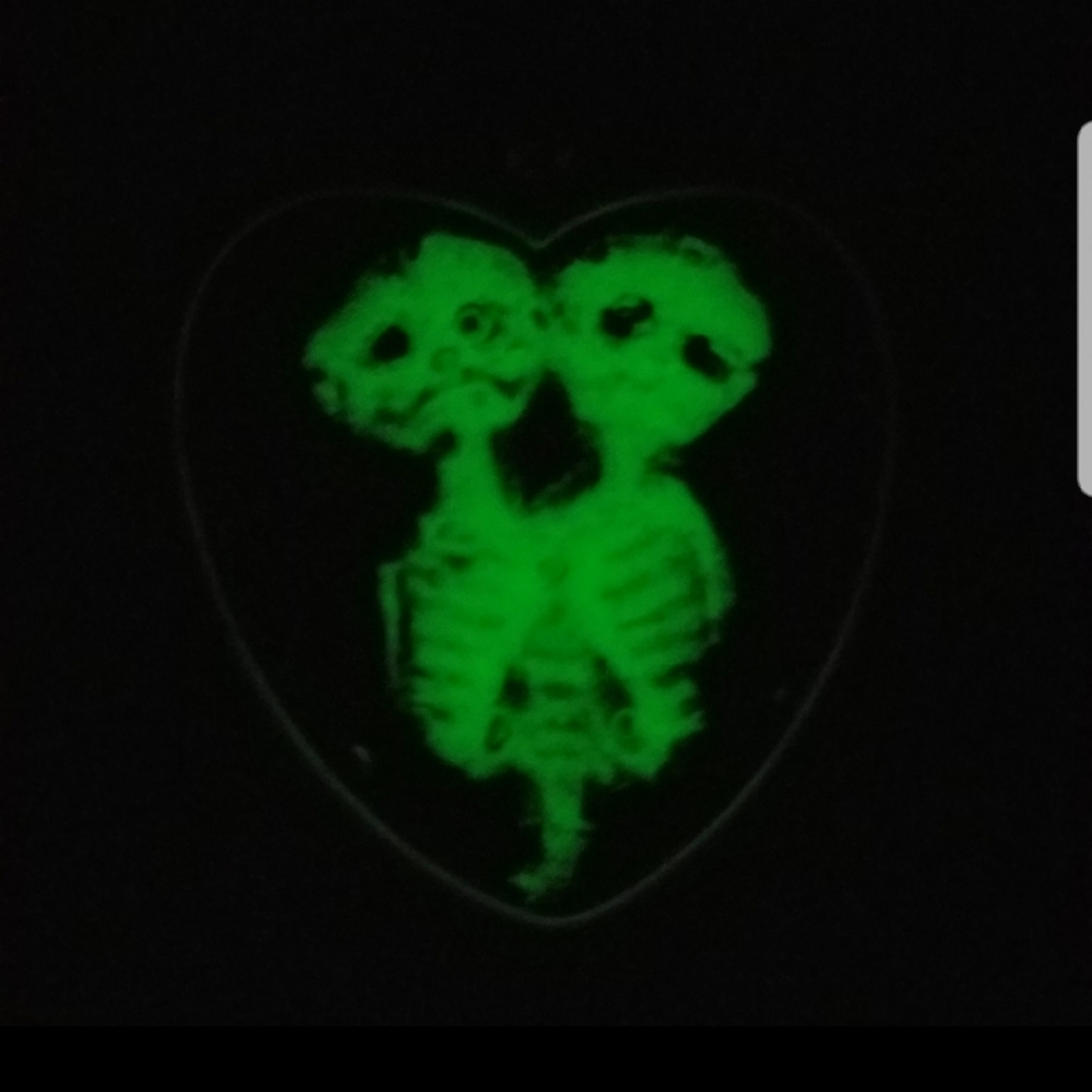 GLOW Conjoined Twins Necklace - Picture 5 of 13